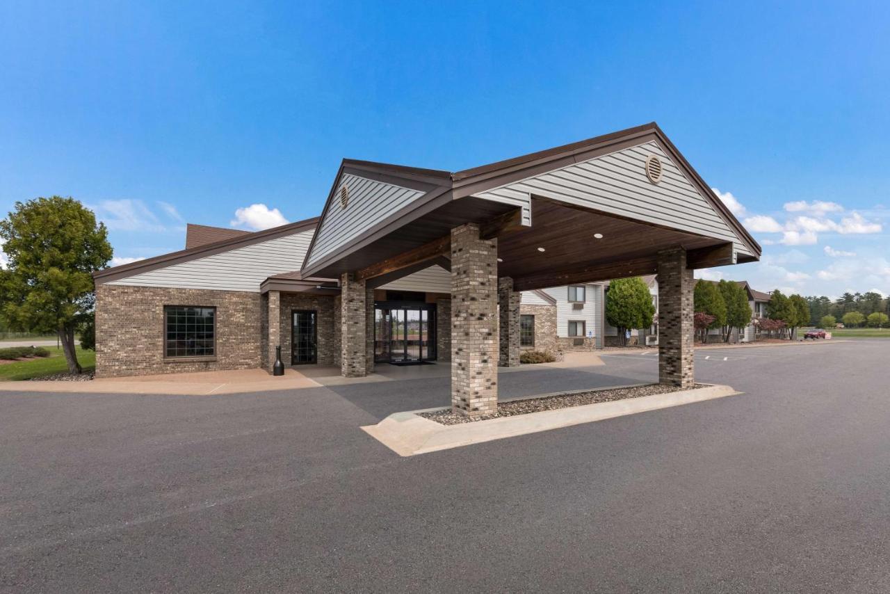 Best Western Derby Inn Eagle River Extérieur photo