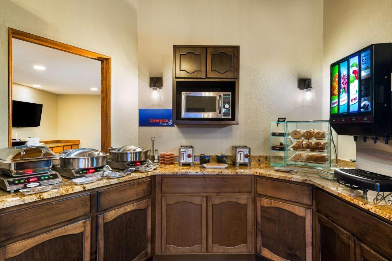 Best Western Derby Inn Eagle River Extérieur photo