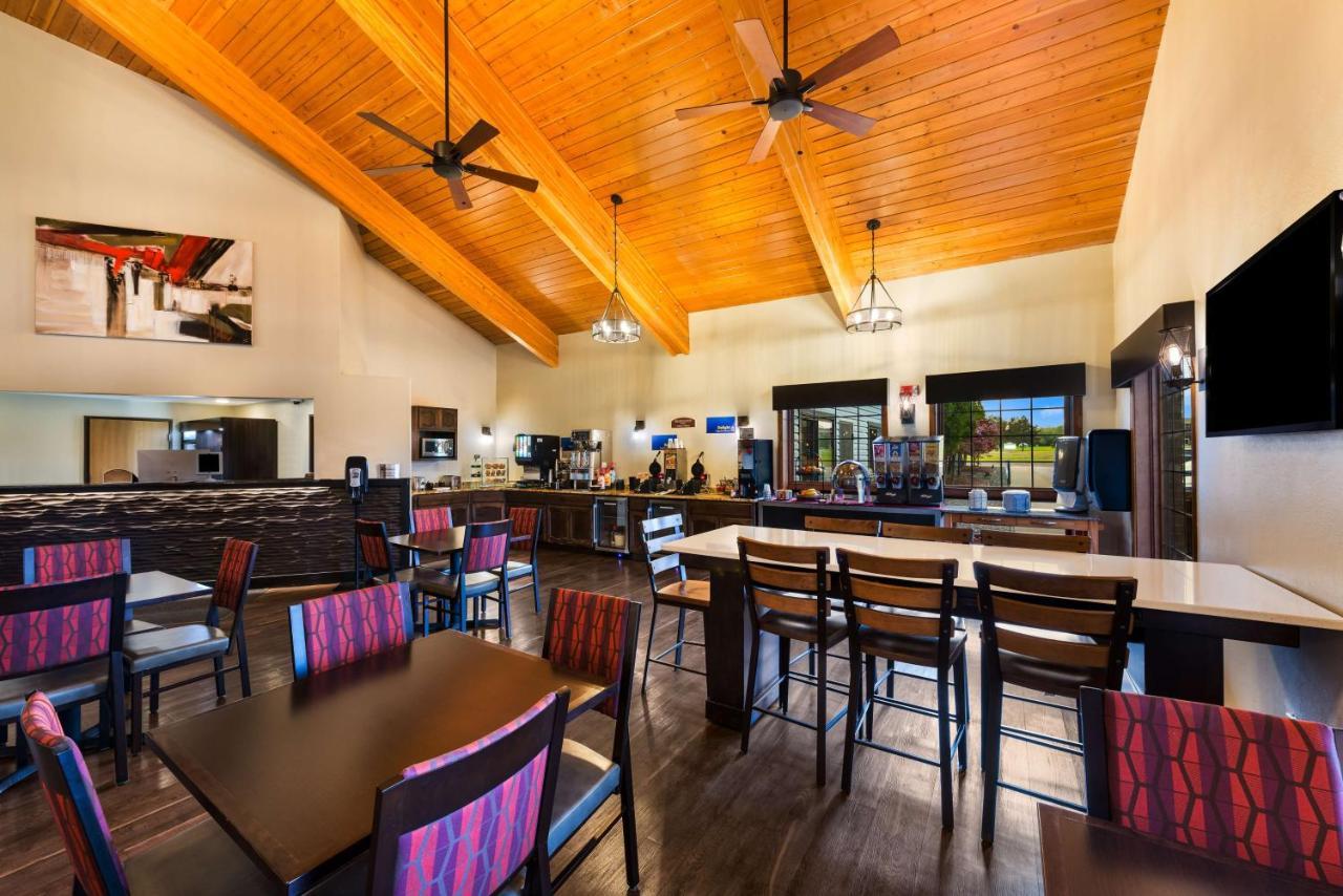Best Western Derby Inn Eagle River Extérieur photo