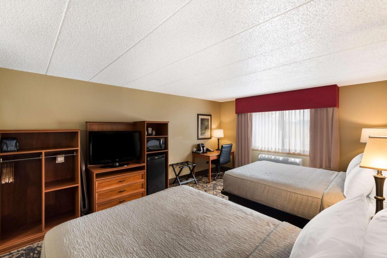 Best Western Derby Inn Eagle River Extérieur photo