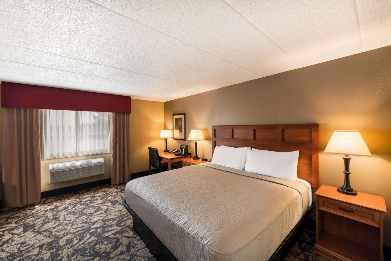 Best Western Derby Inn Eagle River Extérieur photo