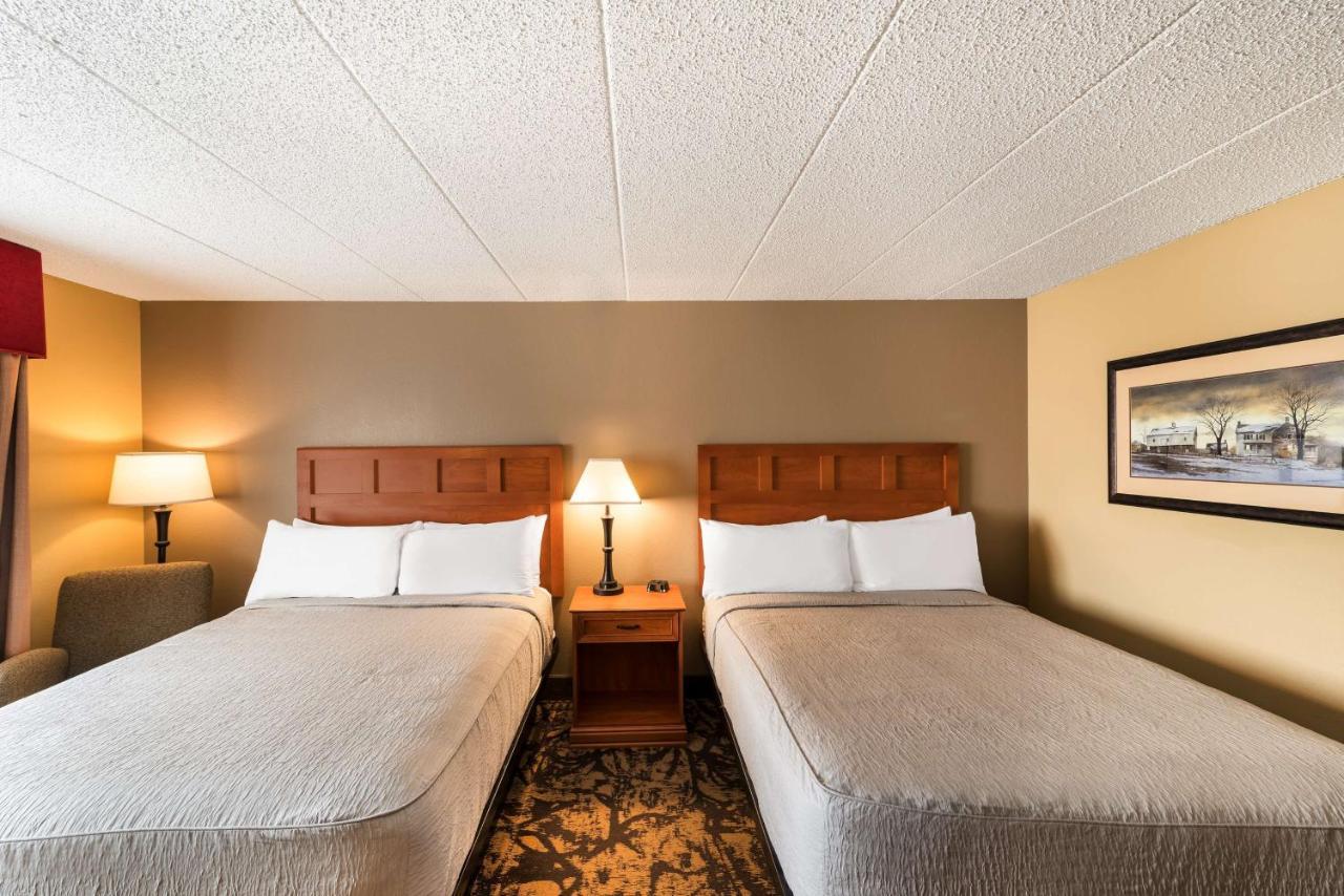 Best Western Derby Inn Eagle River Extérieur photo