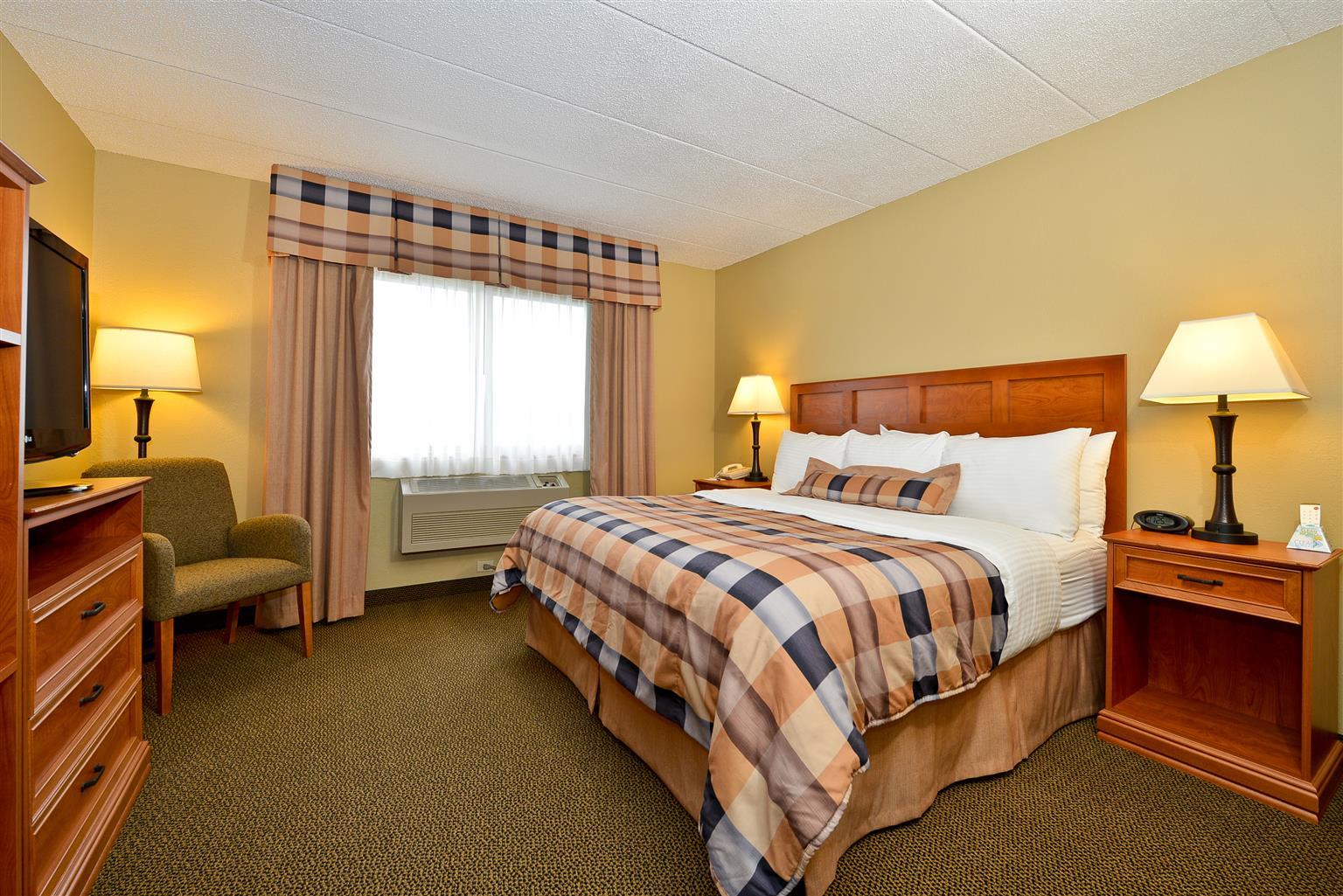 Best Western Derby Inn Eagle River Extérieur photo