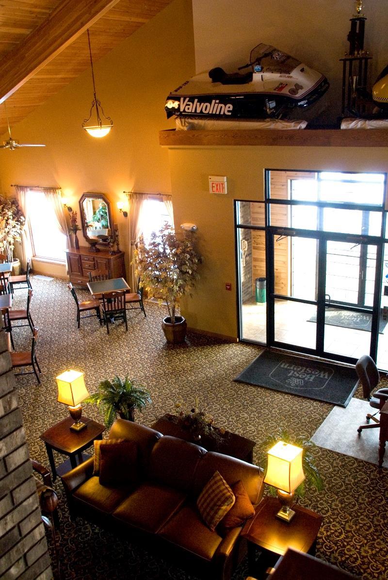 Best Western Derby Inn Eagle River Intérieur photo