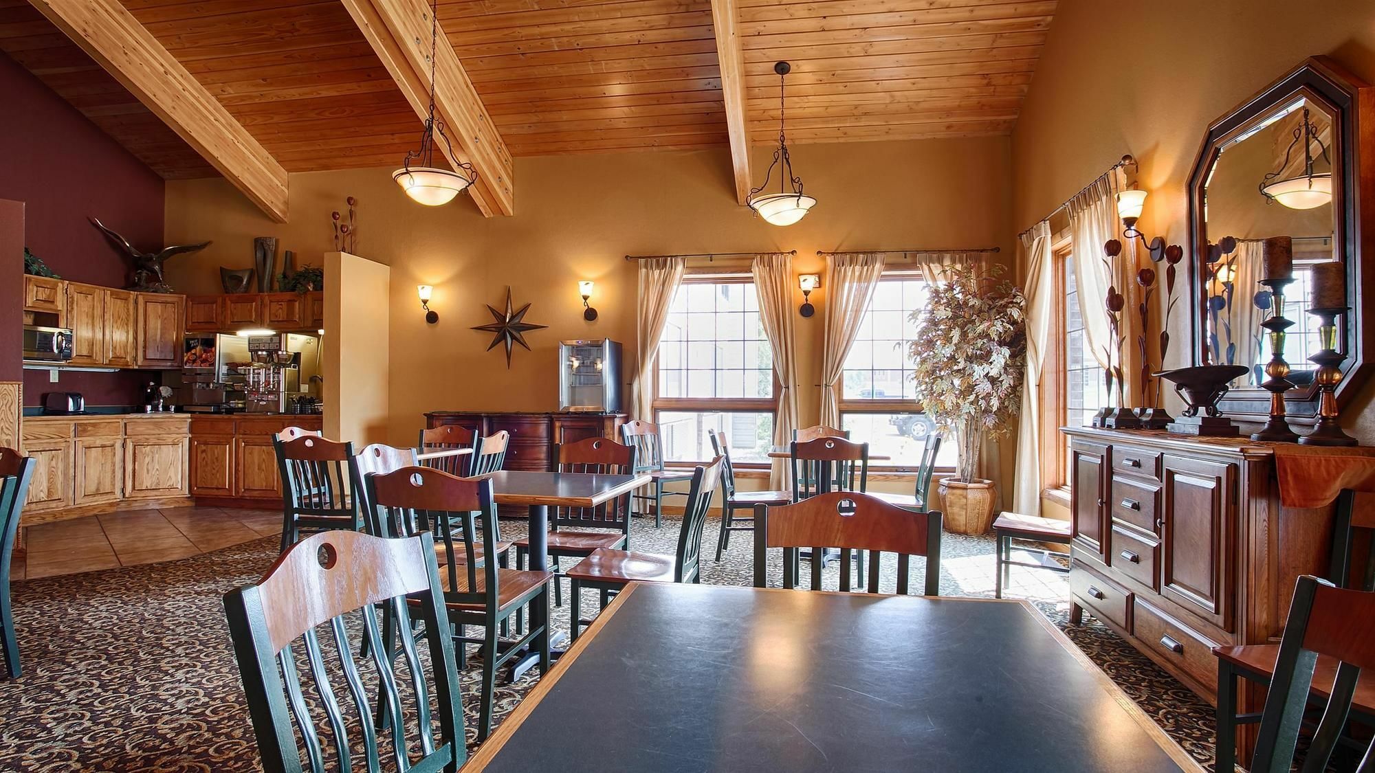Best Western Derby Inn Eagle River Extérieur photo