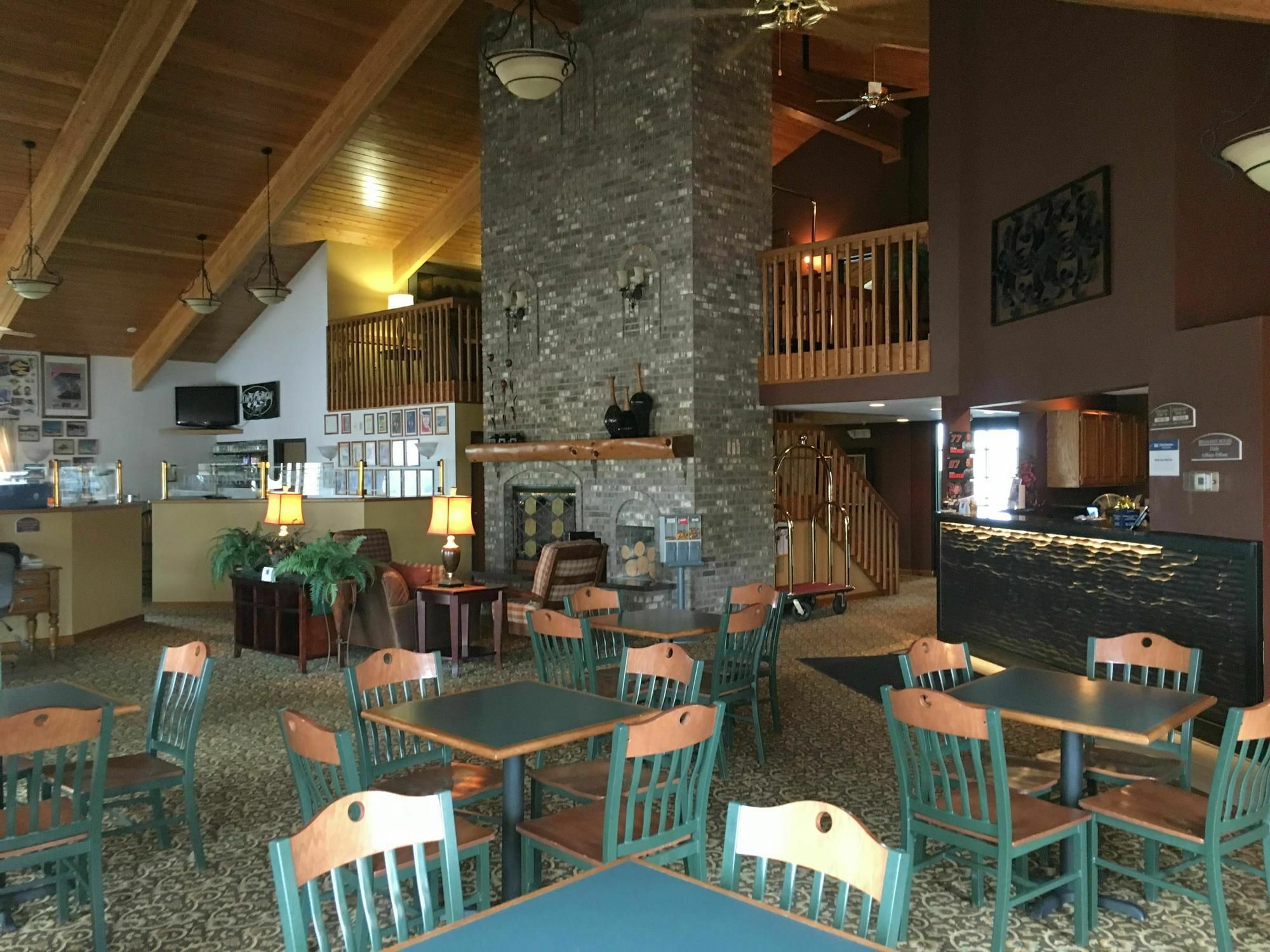 Best Western Derby Inn Eagle River Extérieur photo